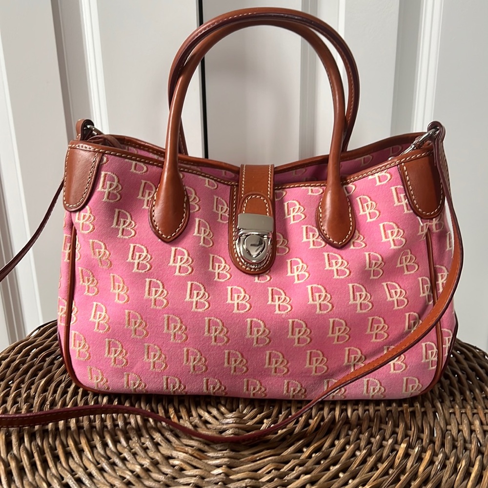 Dooney & BOURKE Pink Signature Canvas/Leather Trim Shoulder Bag